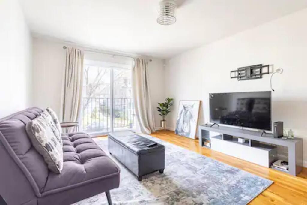 Ruby Suites 2A Newark Bagian luar foto